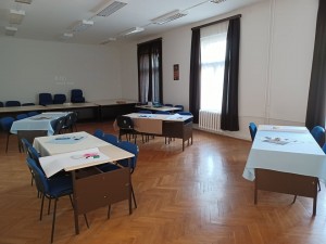 Pécs Café képzés 2022 május 9. üres terem
